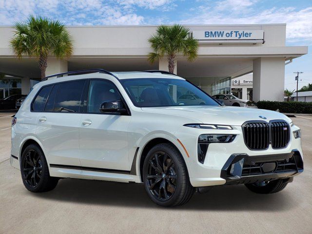 2025 BMW X7 M60i