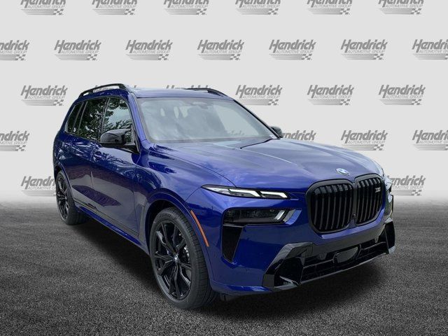 2025 BMW X7 M60i