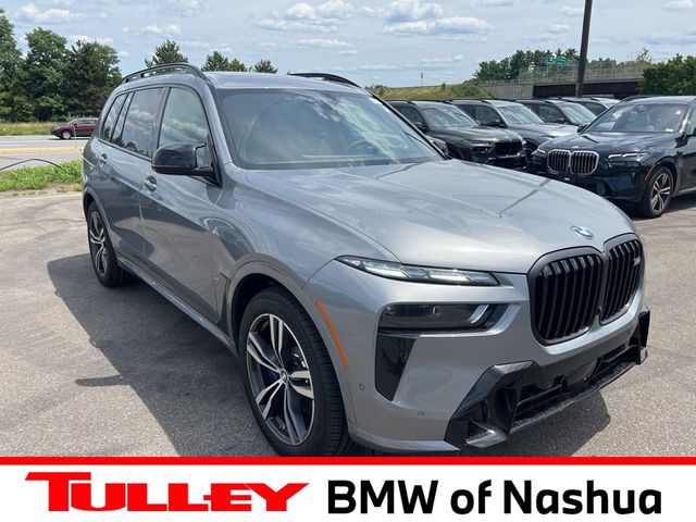 2025 BMW X7 M60i