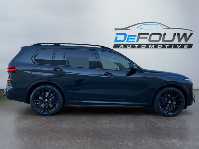 2025 BMW X7 M60i