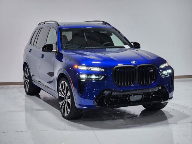 2025 BMW X7 M60i