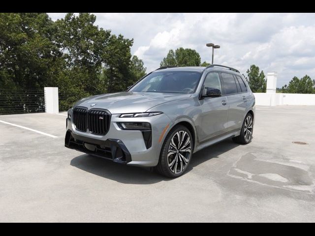 2025 BMW X7 M60i