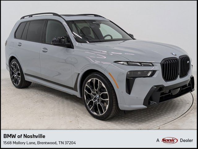 2025 BMW X7 M60i