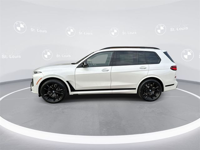 2025 BMW X7 M60i