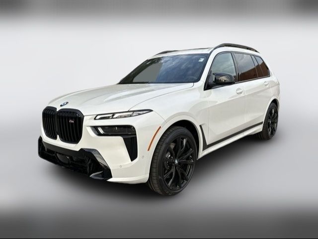 2025 BMW X7 M60i