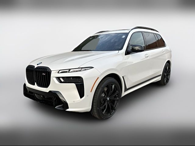 2025 BMW X7 M60i