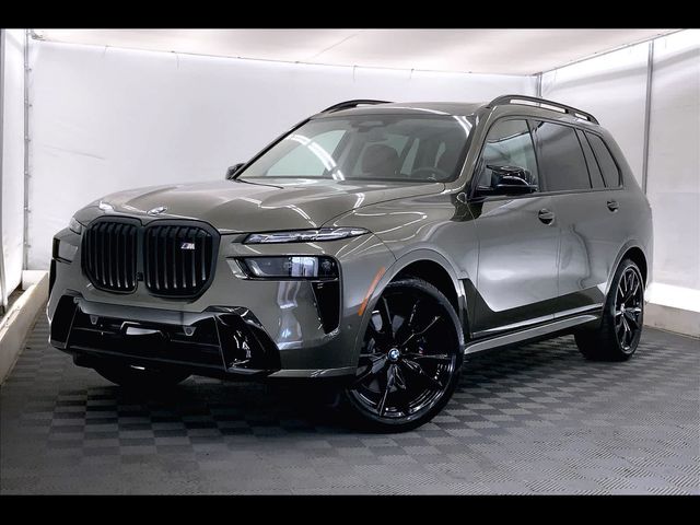 2025 BMW X7 M60i