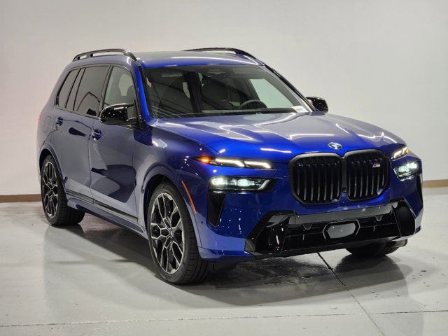 2025 BMW X7 M60i