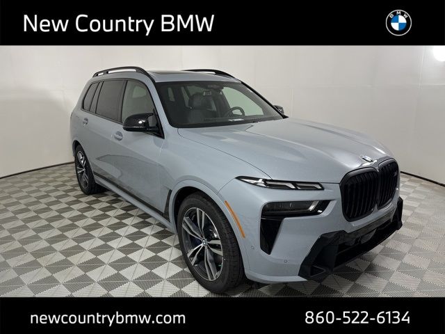 2025 BMW X7 M60i