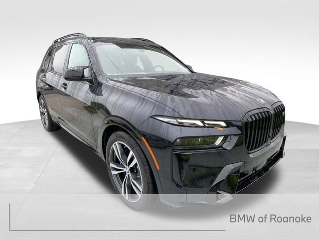 2025 BMW X7 M60i