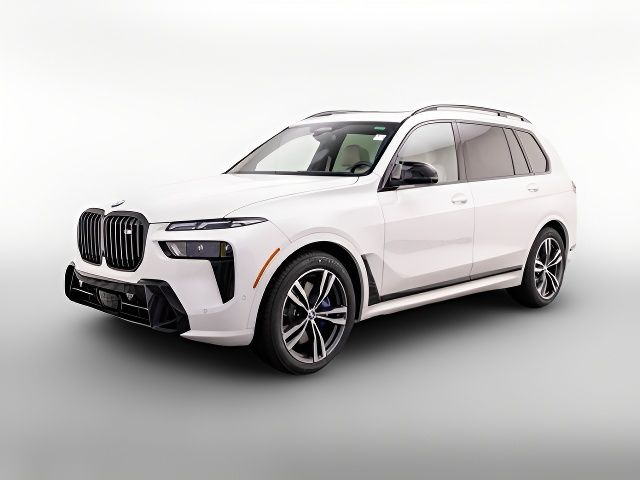 2025 BMW X7 M60i