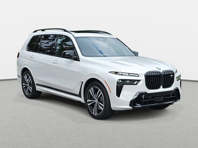 2025 BMW X7 M60i