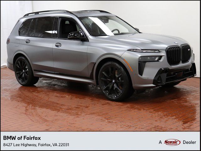 2025 BMW X7 M60i