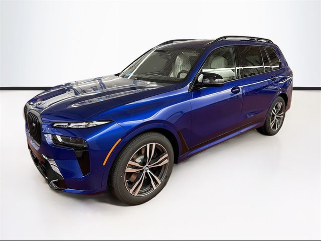 2025 BMW X7 M60i