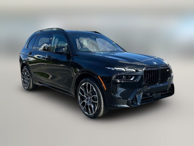 2025 BMW X7 M60i