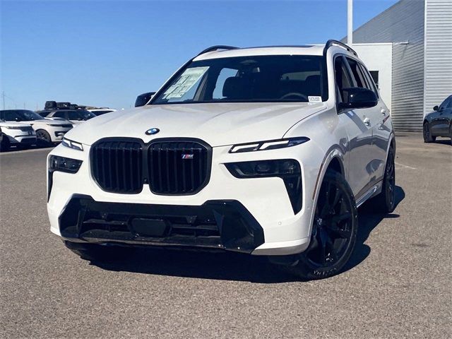 2025 BMW X7 M60i