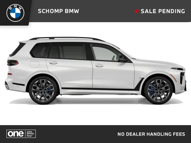 2025 BMW X7 M60i