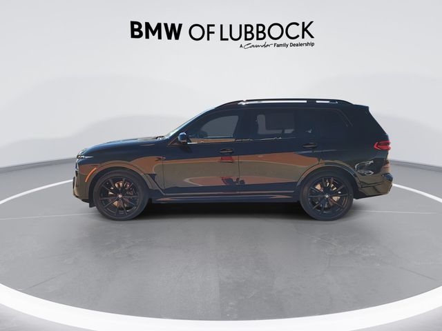 2025 BMW X7 M60i