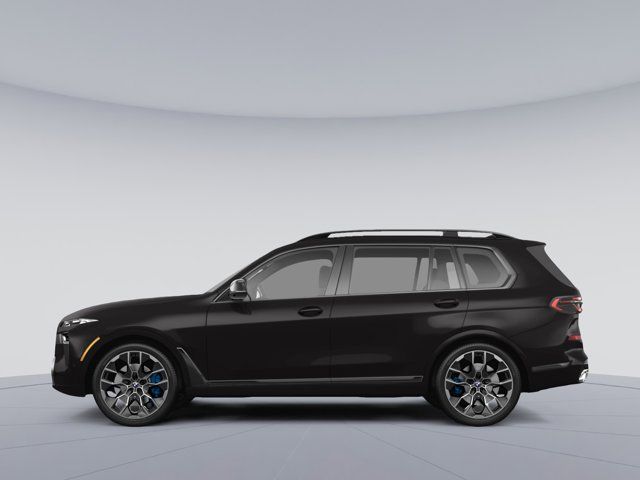 2025 BMW X7 M60i