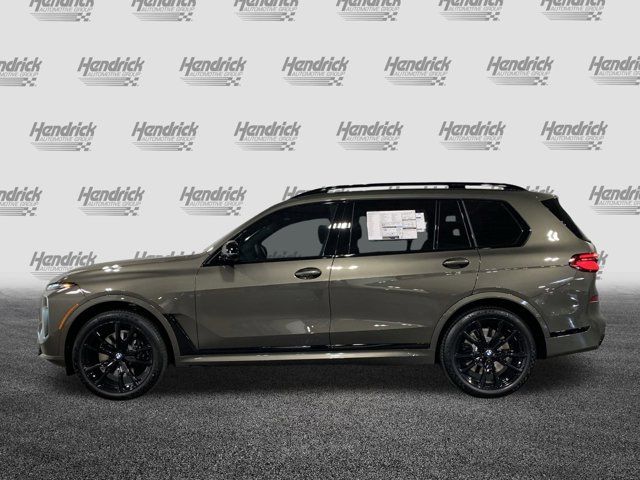 2025 BMW X7 M60i