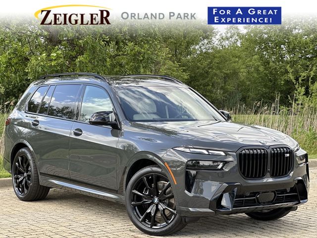 2025 BMW X7 M60i