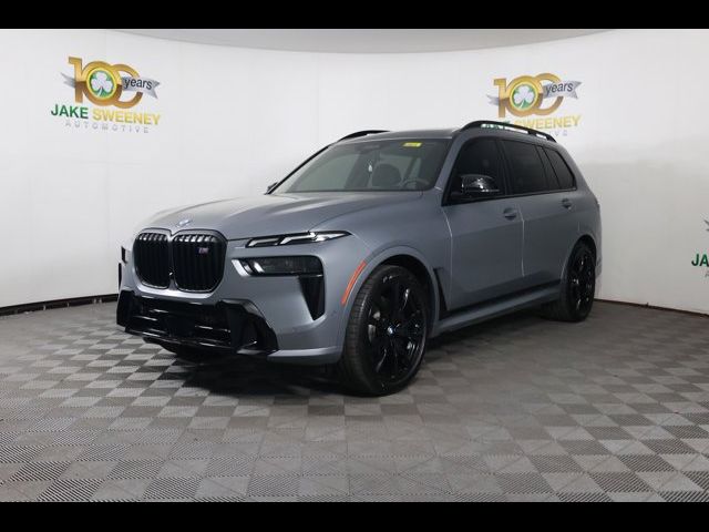 2025 BMW X7 M60i