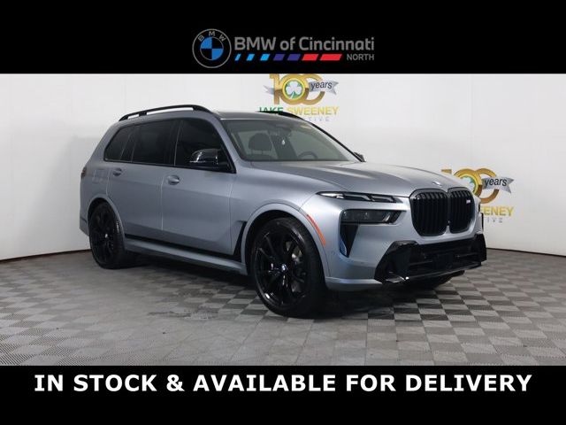 2025 BMW X7 M60i