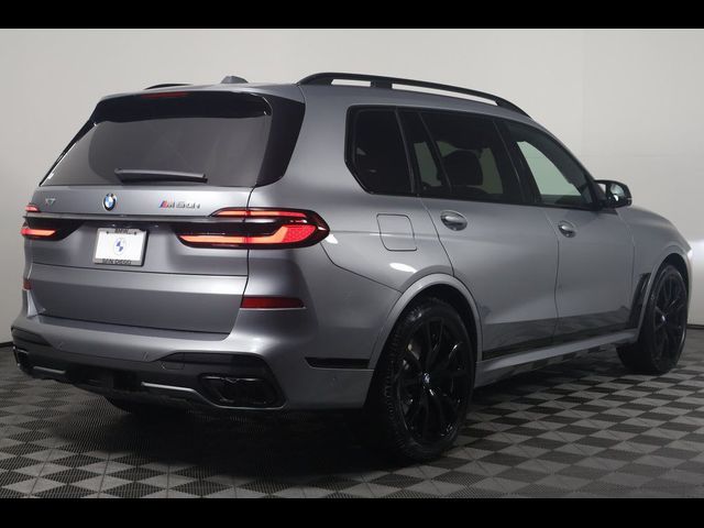 2025 BMW X7 M60i