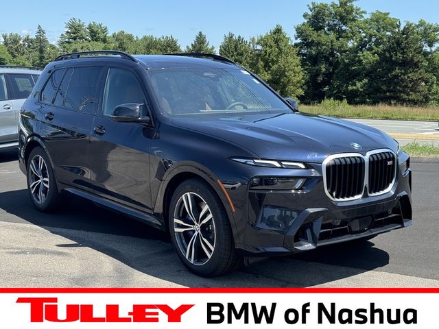 2025 BMW X7 M60i