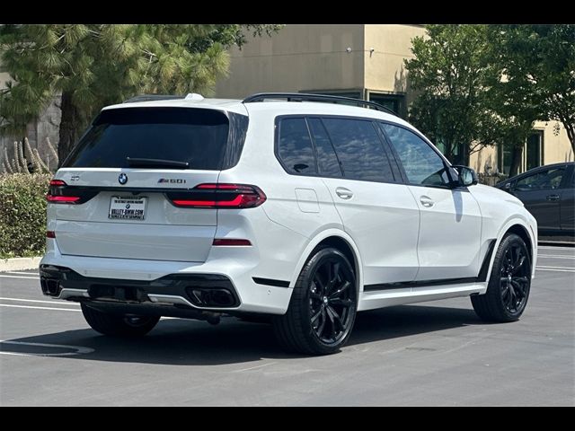 2025 BMW X7 M60i