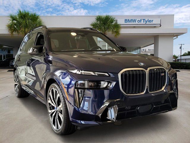 2025 BMW X7 M60i