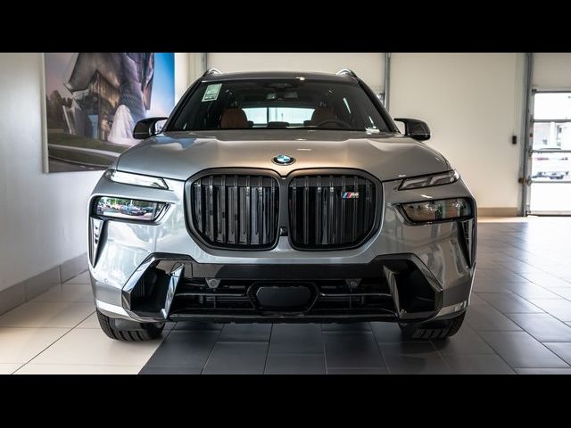 2025 BMW X7 M60i