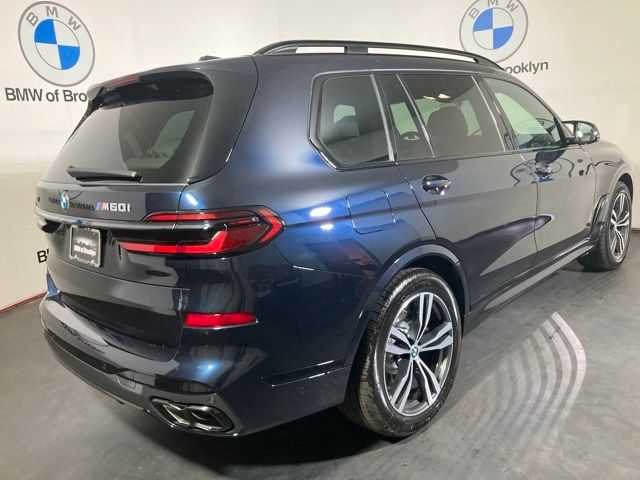 2025 BMW X7 M60i