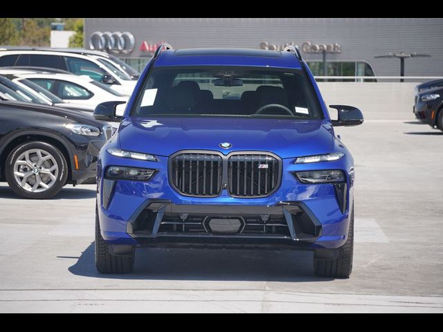 2025 BMW X7 M60i