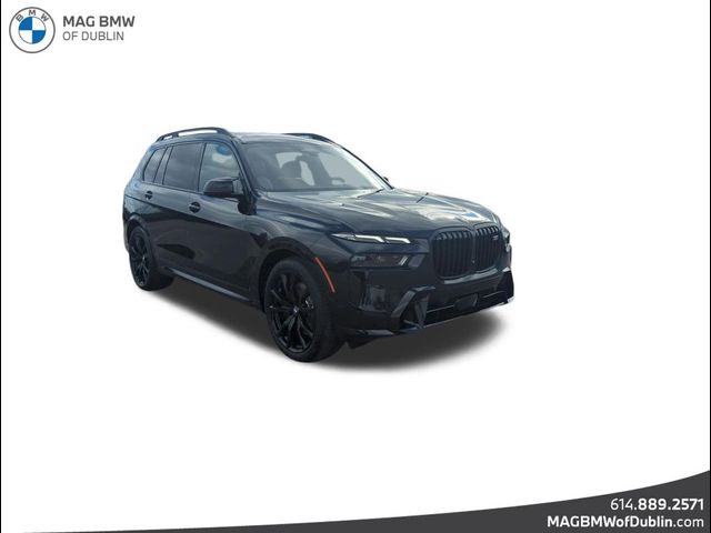 2025 BMW X7 M60i