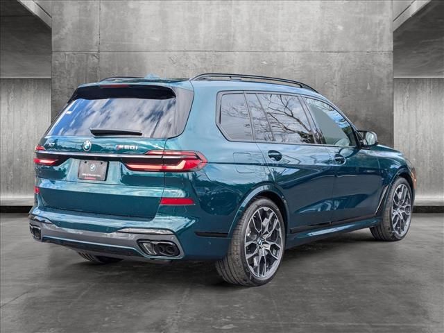 2025 BMW X7 M60i