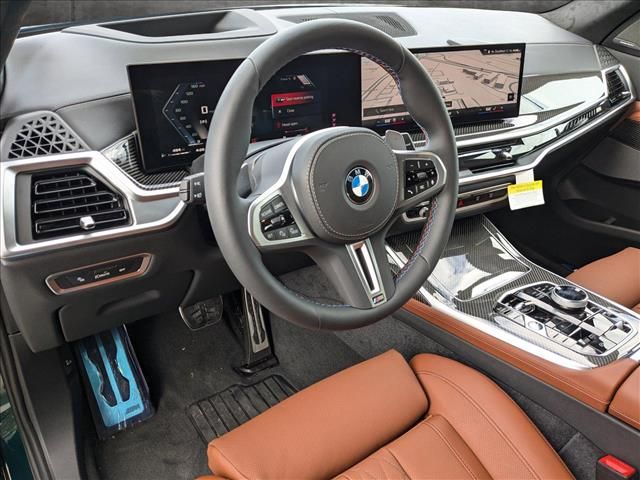 2025 BMW X7 M60i