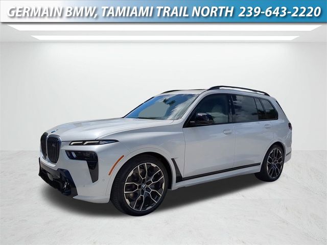 2025 BMW X7 M60i