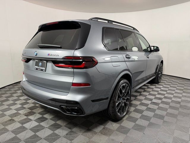 2025 BMW X7 M60i