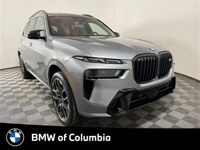 2025 BMW X7 M60i