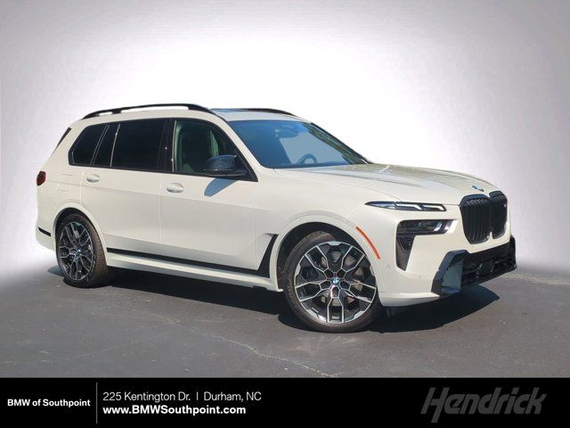 2025 BMW X7 M60i