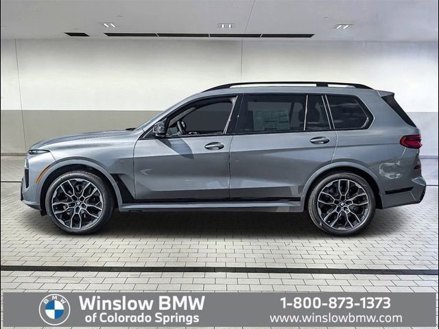 2025 BMW X7 M60i