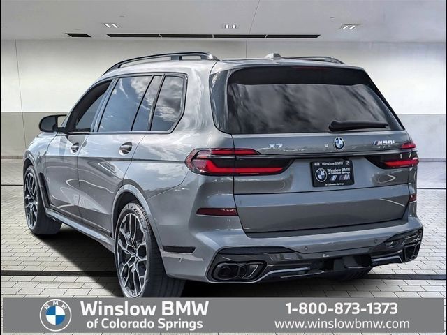 2025 BMW X7 M60i