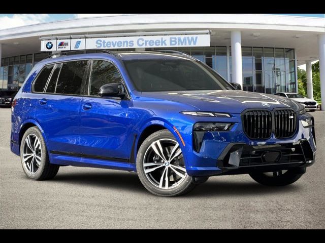 2025 BMW X7 M60i