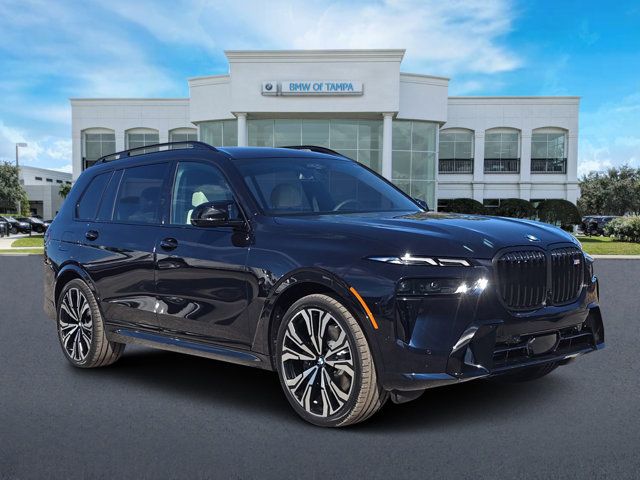 2025 BMW X7 M60i