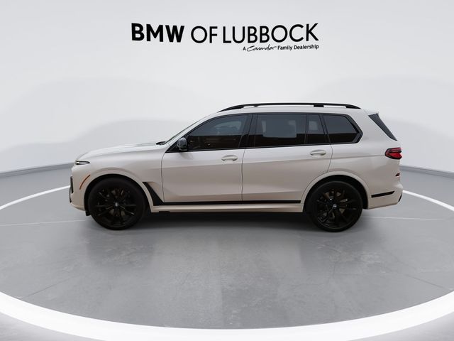 2025 BMW X7 M60i