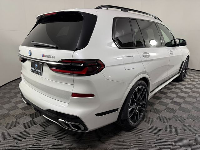 2025 BMW X7 M60i