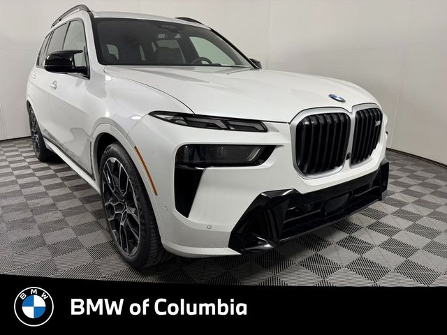 2025 BMW X7 M60i