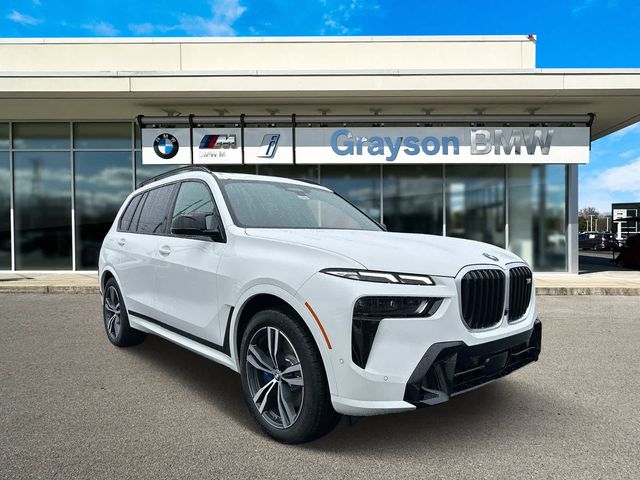 2025 BMW X7 M60i