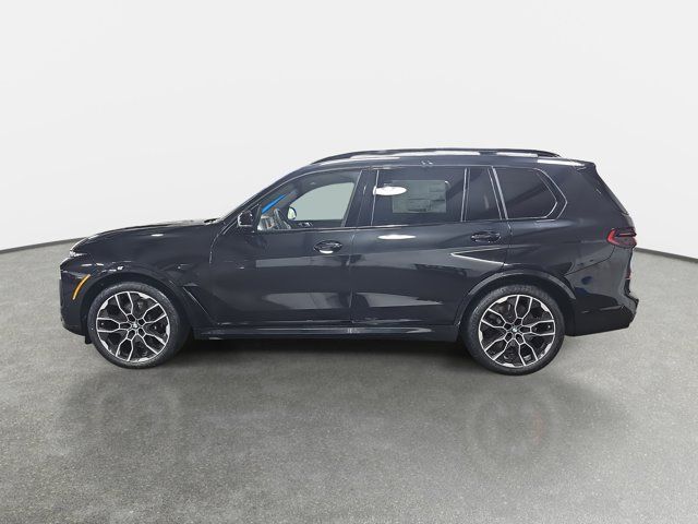 2025 BMW X7 M60i